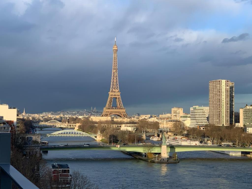 Appartement Vue Tour Eiffel Paris 16 Eme Ngoại thất bức ảnh
